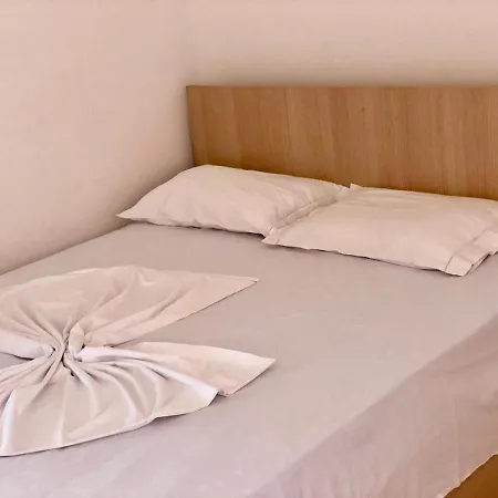 Viluni Hotell *